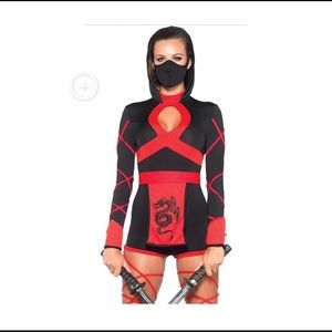 NWT Adult Women’s 3 Piece Ninja Costume